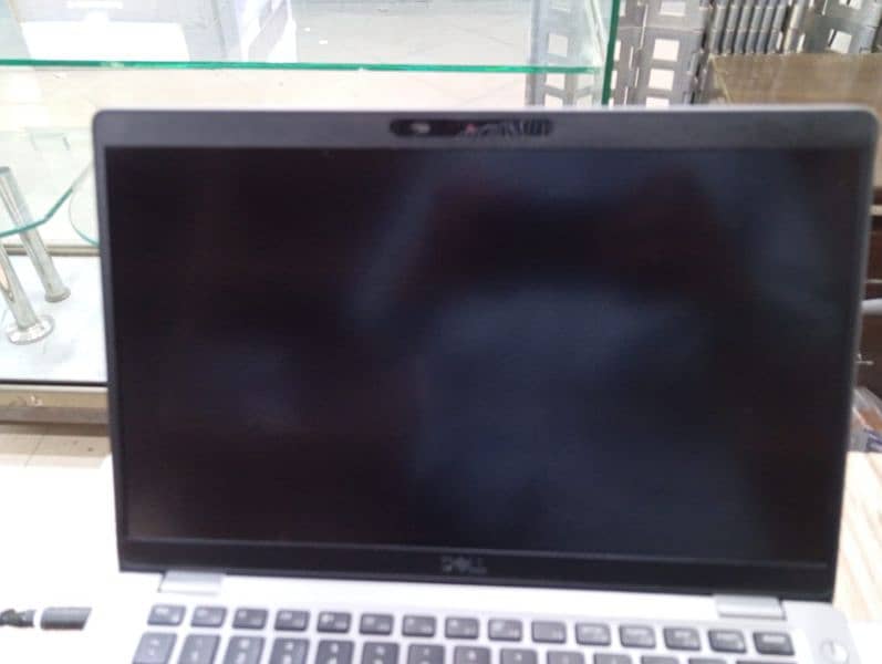 HP ZBook Studio G7 Core i9 10th Gen 32GB 256GB SSD 4GB Card  T2000 10