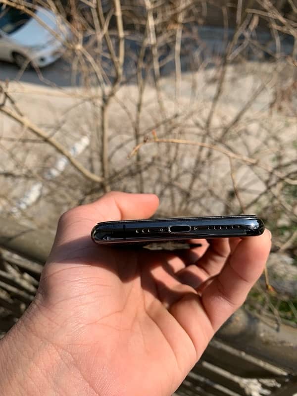 Apple iphone xs pta approved waterpack 64 7