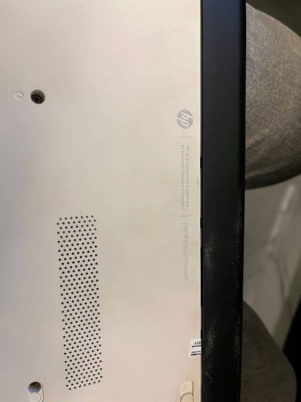 HP laptop Core i7 5th generation 11