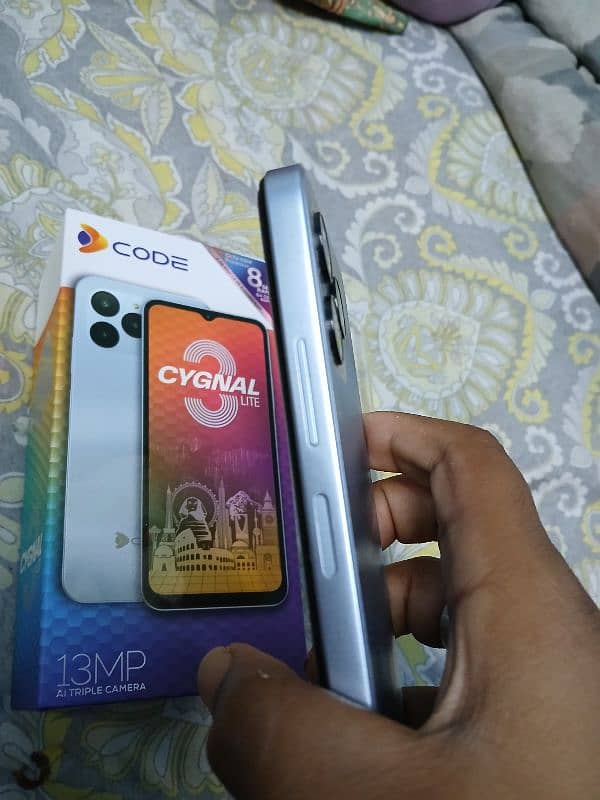 Decode Cygnal 3 Lite 4/64+4 GB 4