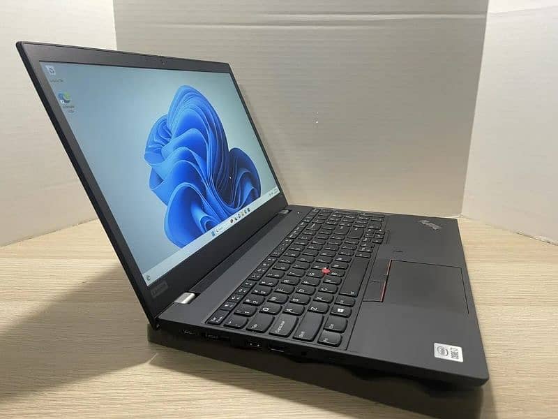 Lenovo ThinkPad P15s Gen -1 Business Notebook 1