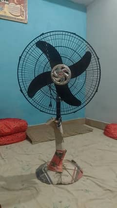 AirStar Pedestal Fan