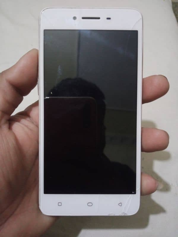 Oppo (A37 F) 1