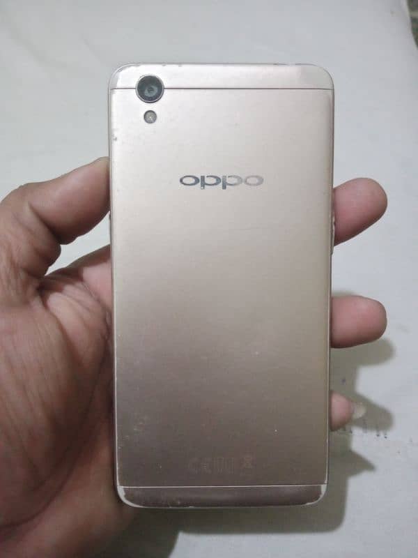 Oppo (A37 F) 6