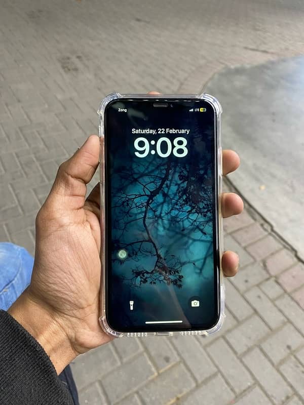 iPhone XR dual PTA 64gb no exchange need cash 3