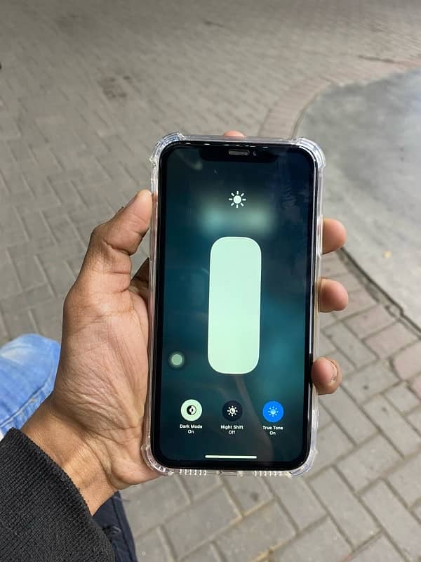 iPhone XR dual PTA 64gb no exchange need cash 4