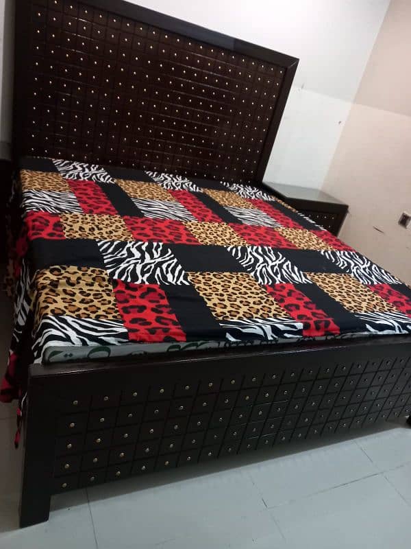 Habitt  bedroom set new condition urgent sale 6