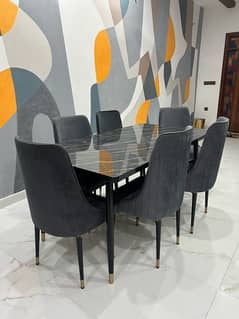 Dining Table with 6 chairs