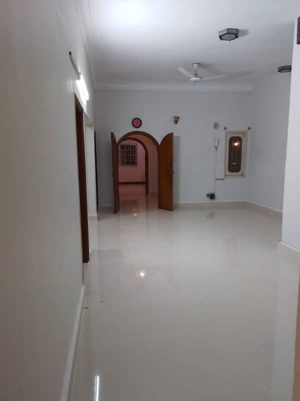 Outclass Portion 240 Sq Yards 1st Floor 3 Beds DD In VIP Block 15 Gulistan e Jauhar 2