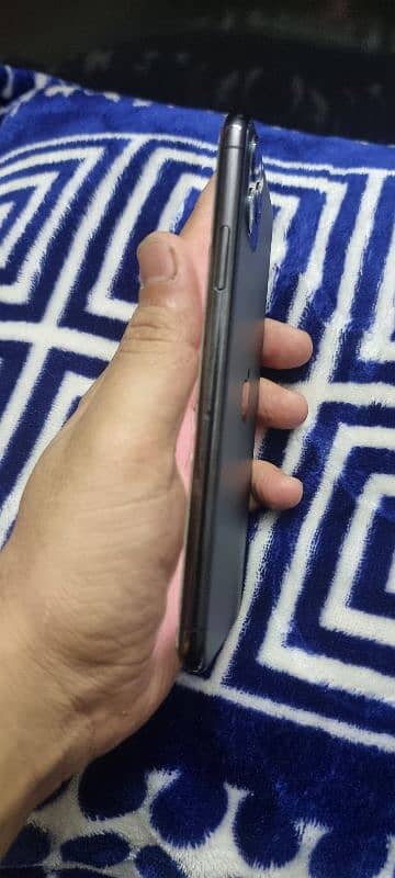 Iphone 11 Pro Max Dual PTA aproved 1