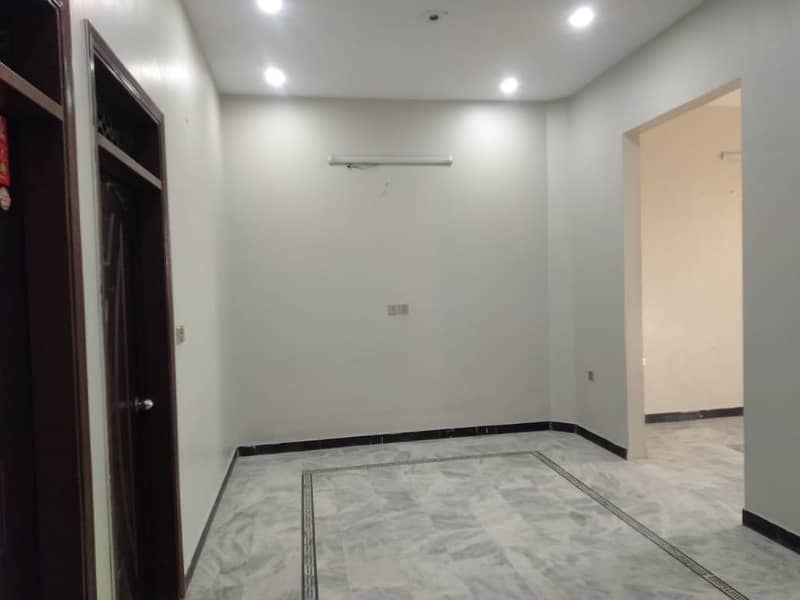 New portion 120yd 2bed dd ground floor boundary wall Judicial society near safoora chowk 2