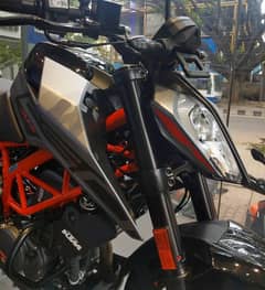 KTM DUKE 250