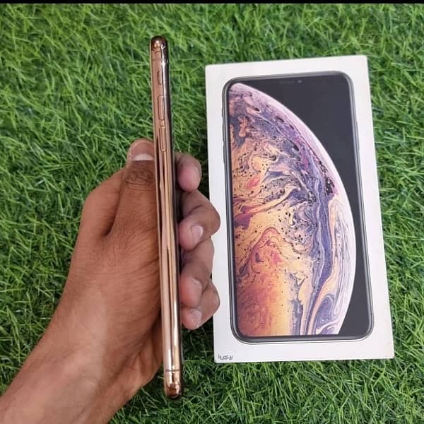 I phone Xs Max Hk PTA Proved 256 Gb 84% Health 0307/0063/001 1