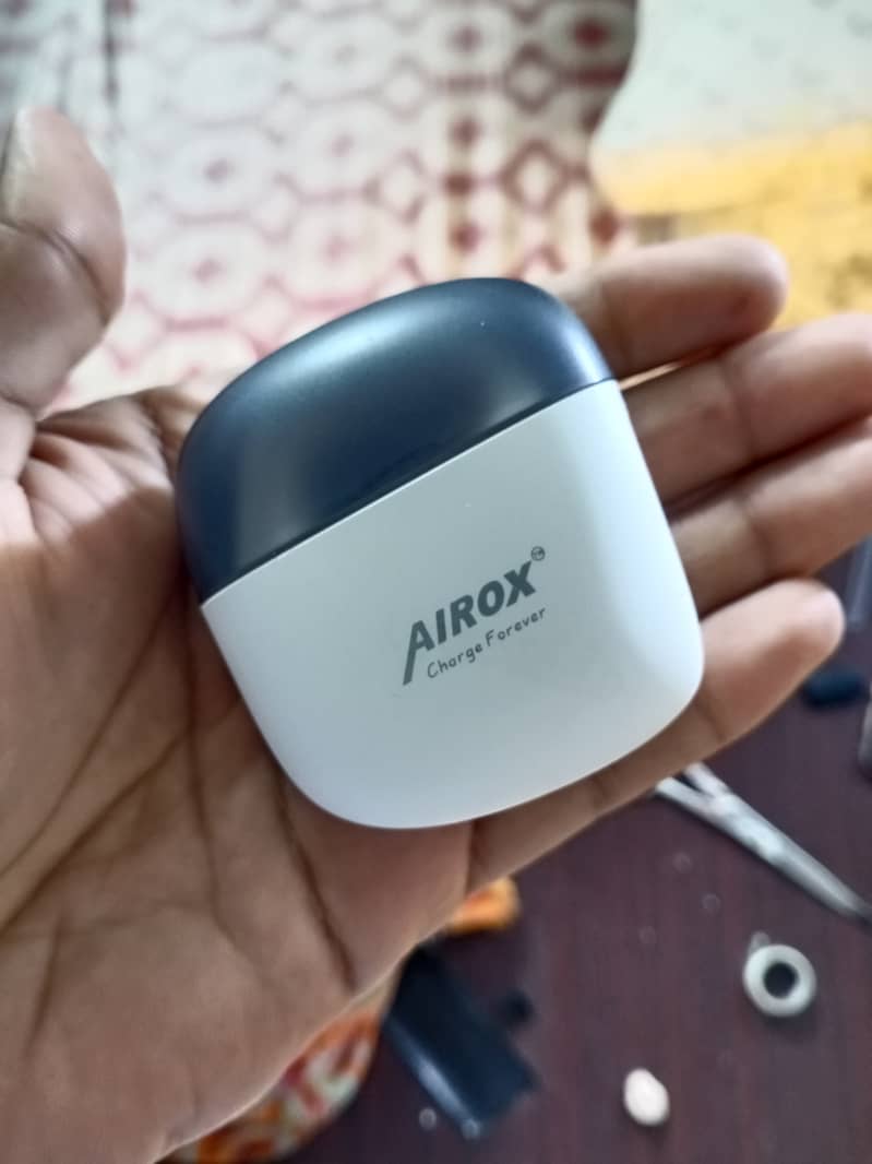 AIROX OWS4 Wireless Earphones SAME AS BRAND NEW 2