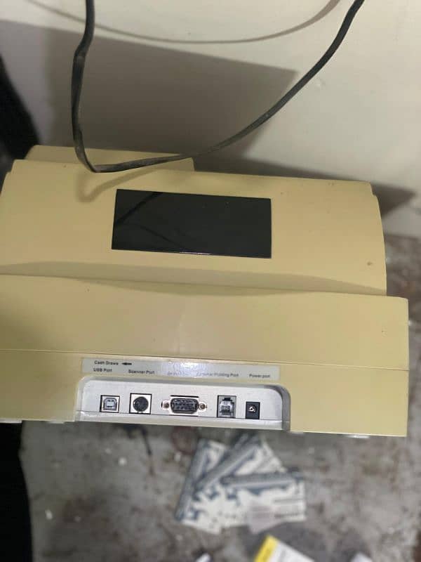 cash register and bill machine 4