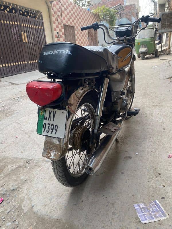 Honda CD 70 2001 model Lush condition 2