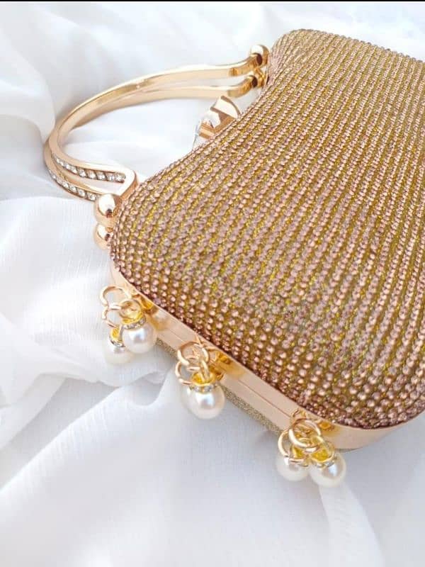 Bridal Metal Embellished Fancy Clutch 2