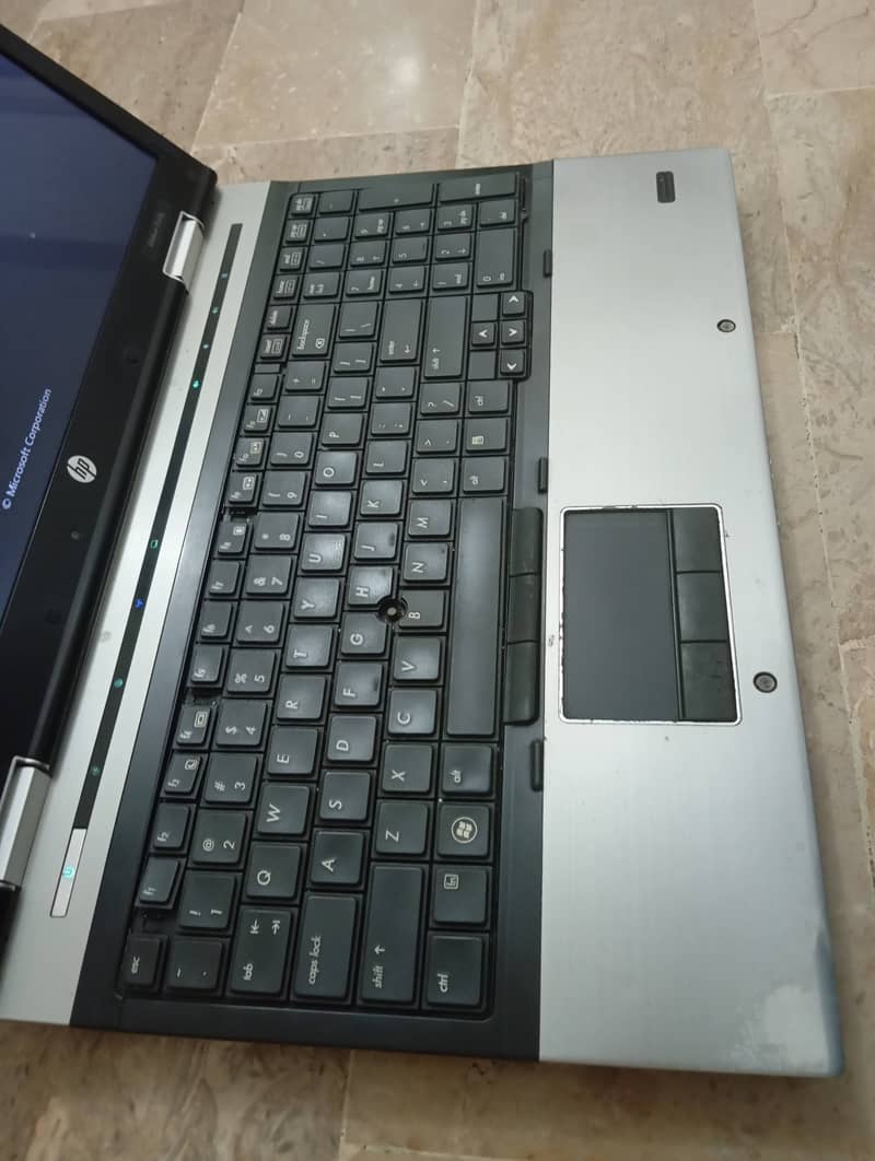 HP EliteBook 8540p, i7 QuadCore (1st generation) 1gb dedicated graphic 5