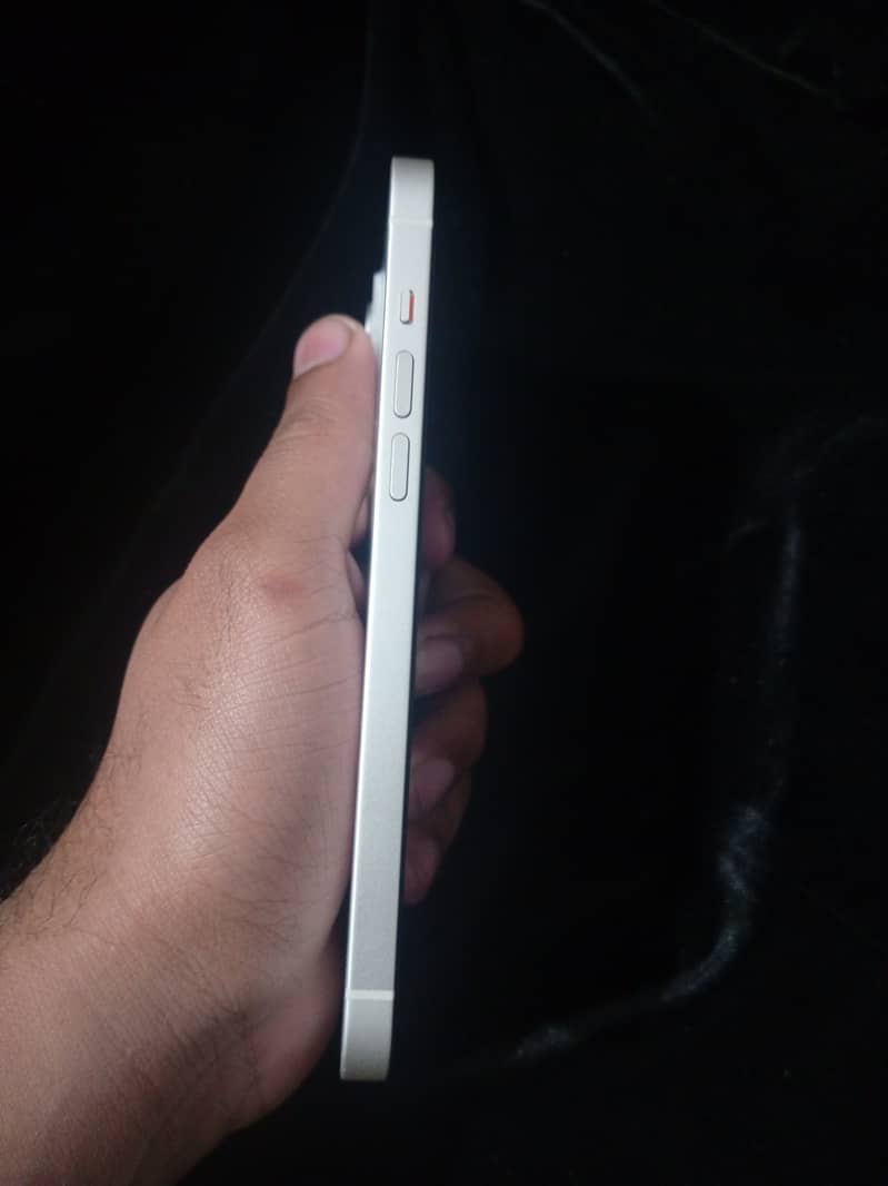 iPhone 14 plus jv white clr 98% health 4