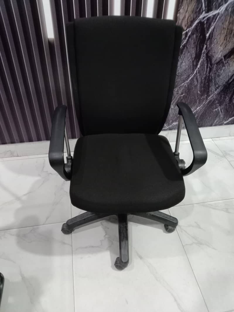 Office Chair for sale 100% ok with heavy machine 0