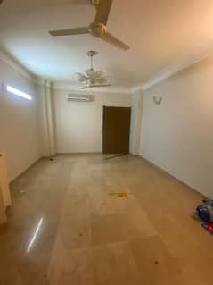 F11 Frequently Living 3 Bedrooms Apartment Of Rent