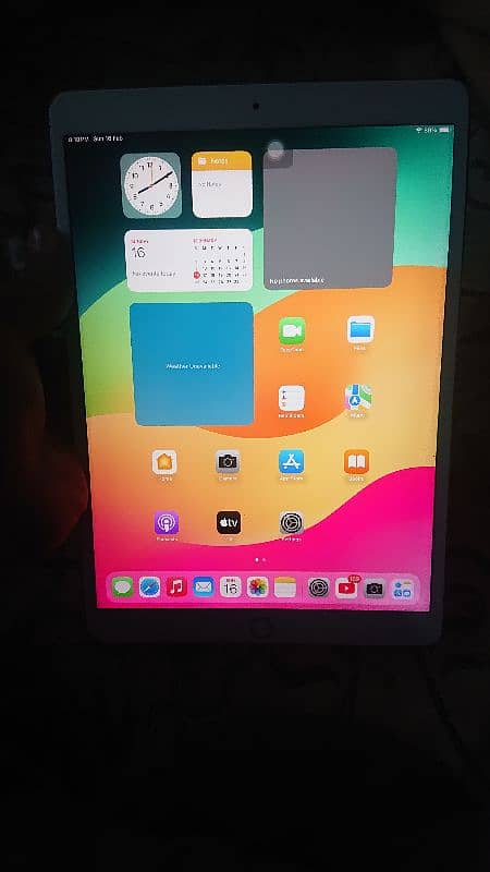 ipad pro 10.5 sim working 0