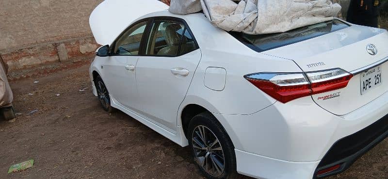 Toyota Corolla Altis 2022 bumper to bumper original paint 16