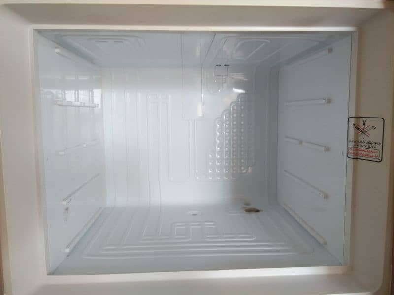 Dawlance Refrigerator 9