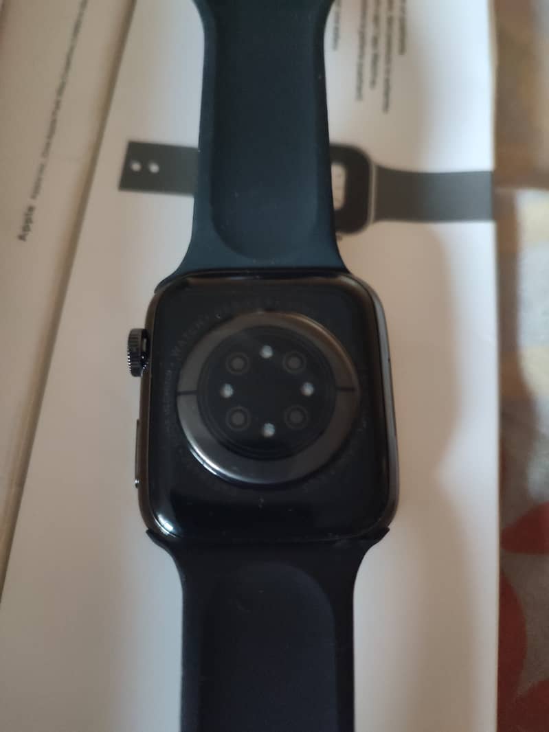 Apple watch 8 series 45mm 1