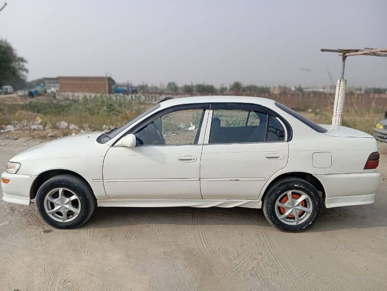 Toyota Corolla Altis 1997 4