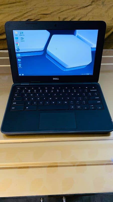 Dell 3180 laptop intel 6th gen 4gb Ram 16gb SSD Window 10 6