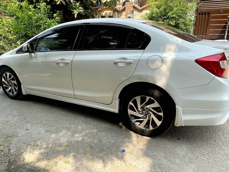 Honda Civic VTi 2015 1