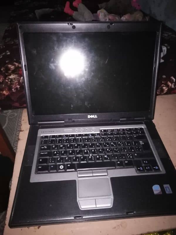 Dell laptop argant sale 10k battery kam nhe krta 4