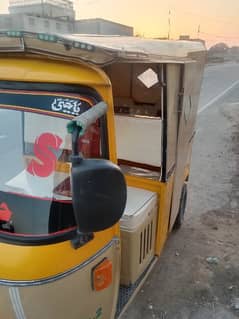 Riksha auto CNG