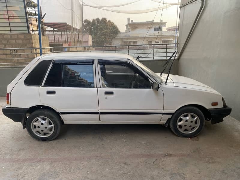 Suzuki Khyber 1994 3