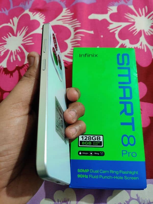 infinix Smart 8 pro 5