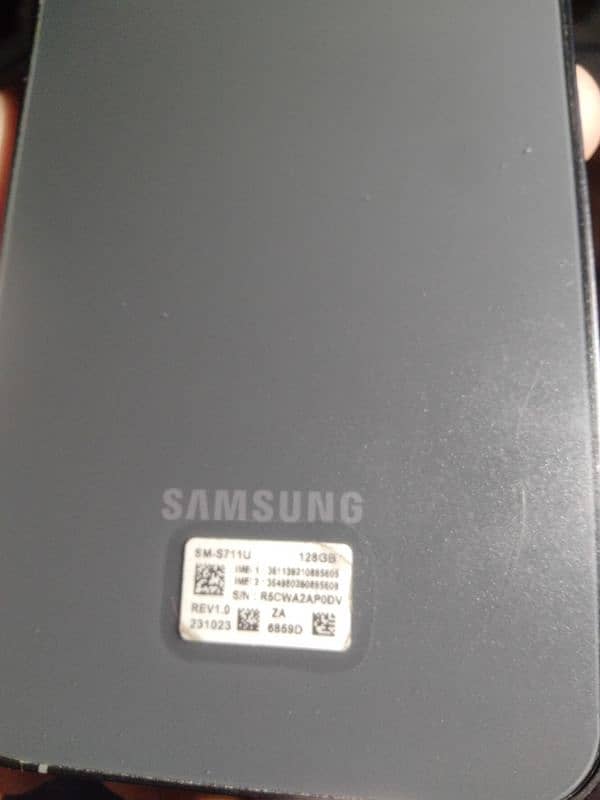 Samsung Galaxy s23 fe non PTA 1