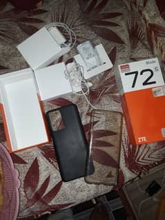 ZTE blade a72s 4+4 /128 bilkol ok 10/10 hai