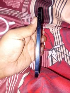 Iphone 12 10/9 condition  64 Gb Jv Non Active 86 Health Waterpack