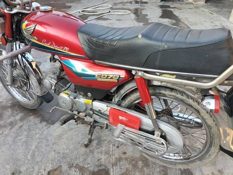 Honda CD 70 model 2 good condition original smart card book 8