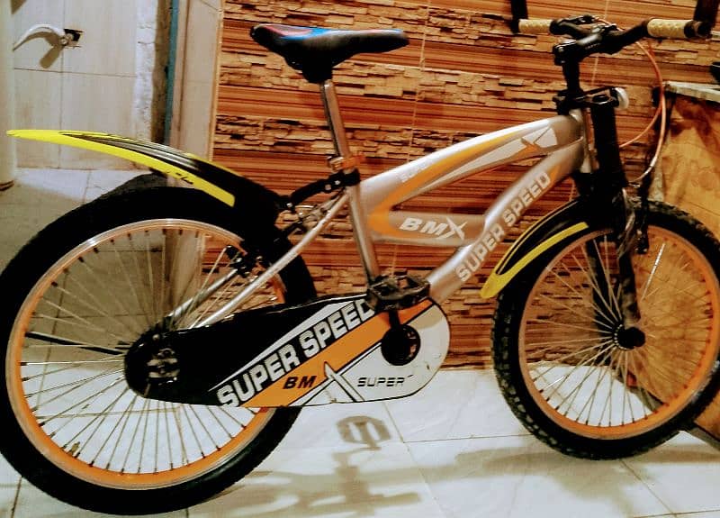 bicycle impoted 20 inch brand new 5 month used call no 03141212088 0