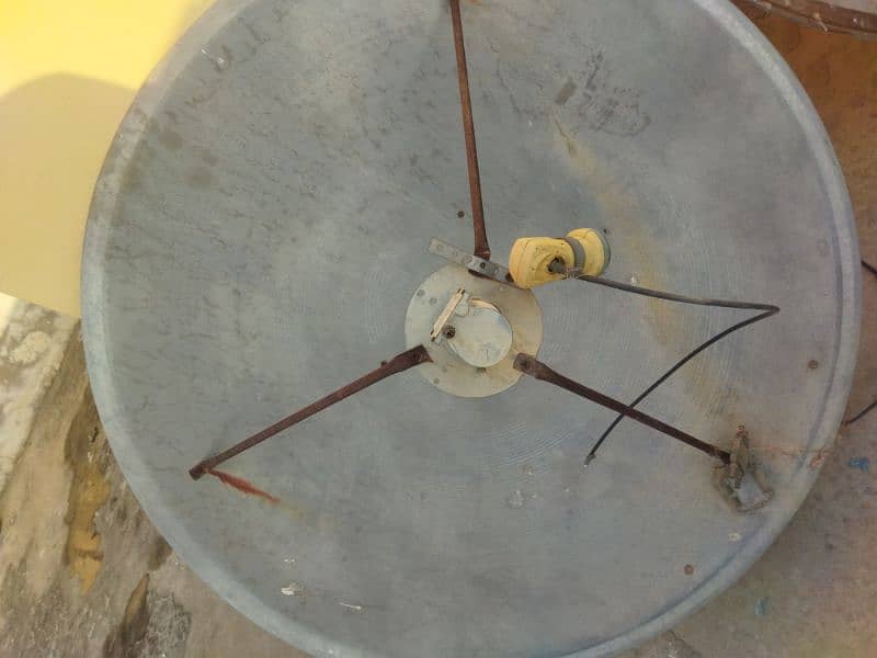 2 Dish Antena for sale 1