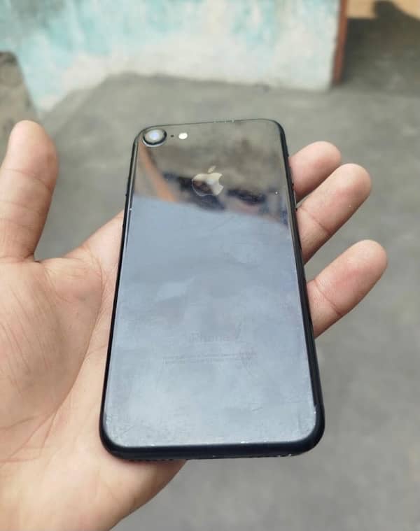 iPhone 7 nonpta 0