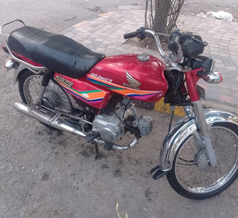 Honda CD 70 12 Modal 1