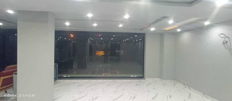 8 Marla Luxury Hall Available For Rent in Nishter Block Bahria Town Lahore 5