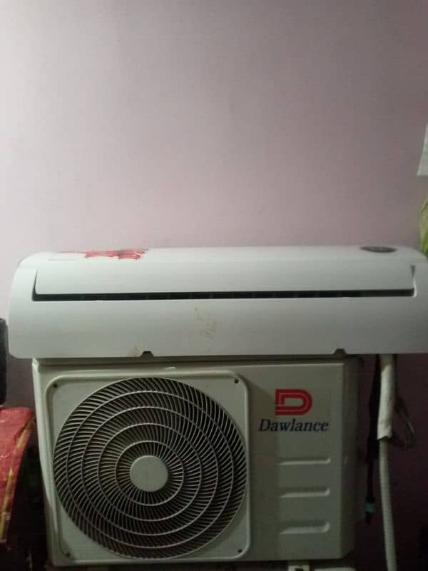 Dawlance 1.5 tan inverter ac sale ab Kuch ok h 0