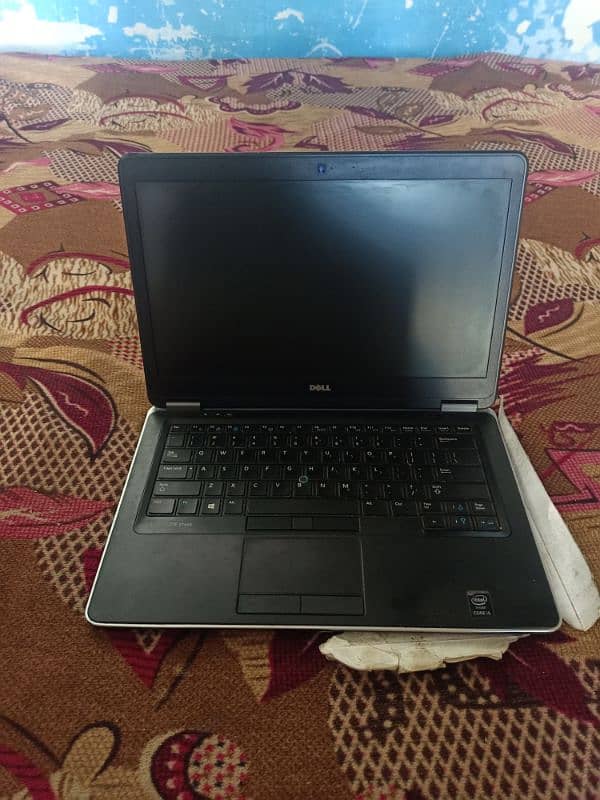 Dell latitude core i5 4th generation 0