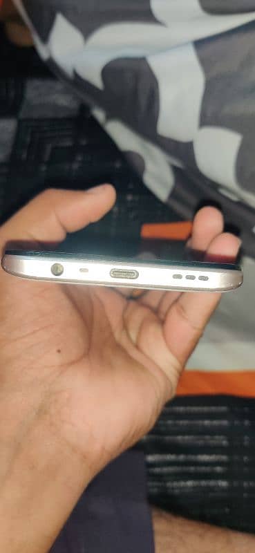 Oppo A5 2020 with Box 6