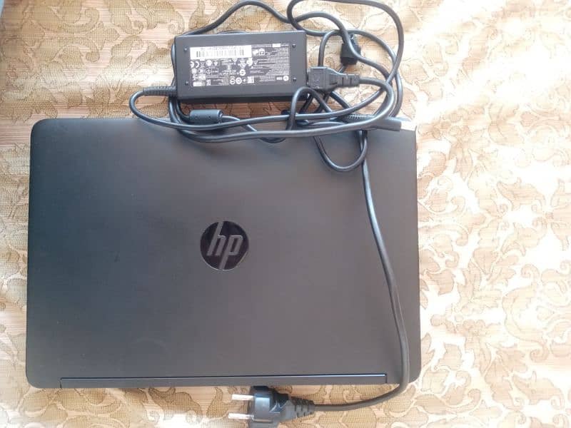 Hp Probook AMD-A4-4300M /4GB  Ram/ 256GB SSd 0