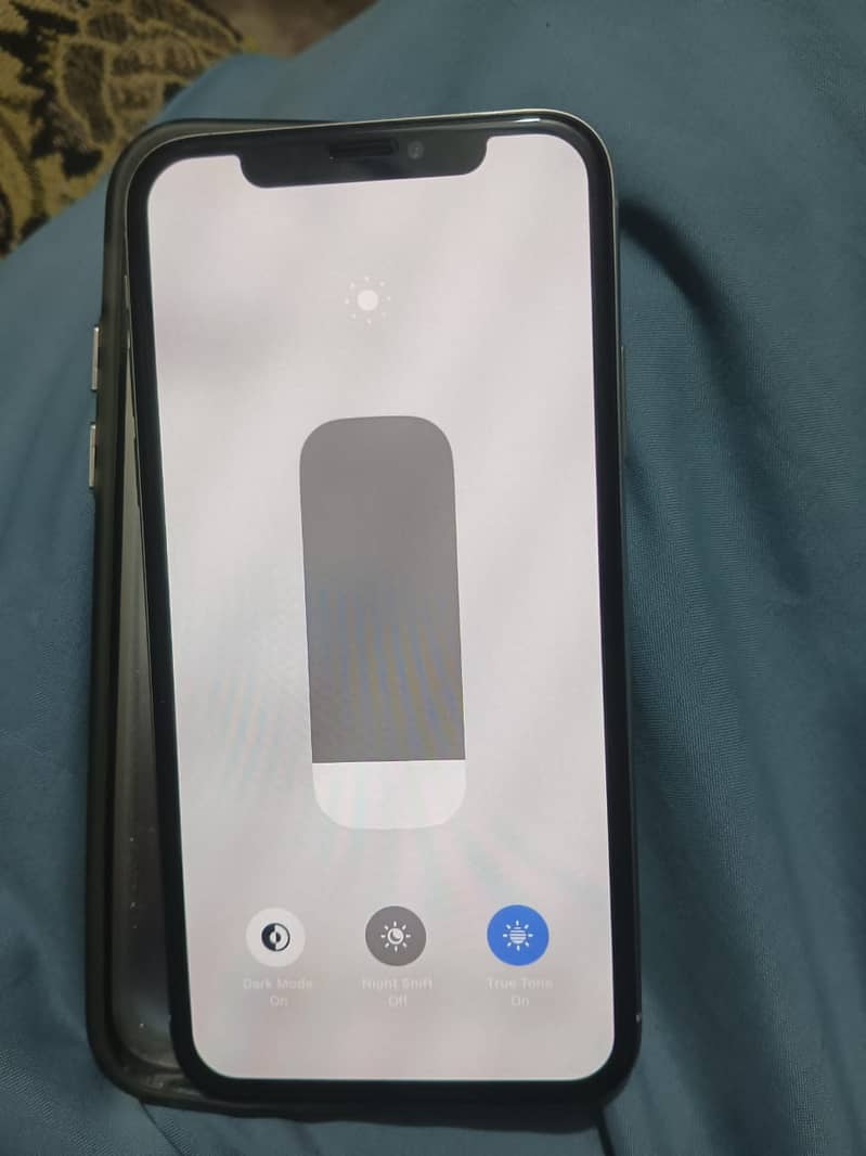 Apple iPhone X  for sell 35000 2